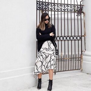 C/MEO Collective Asymmetrical On The Line Skirt - abstract  NWT medium